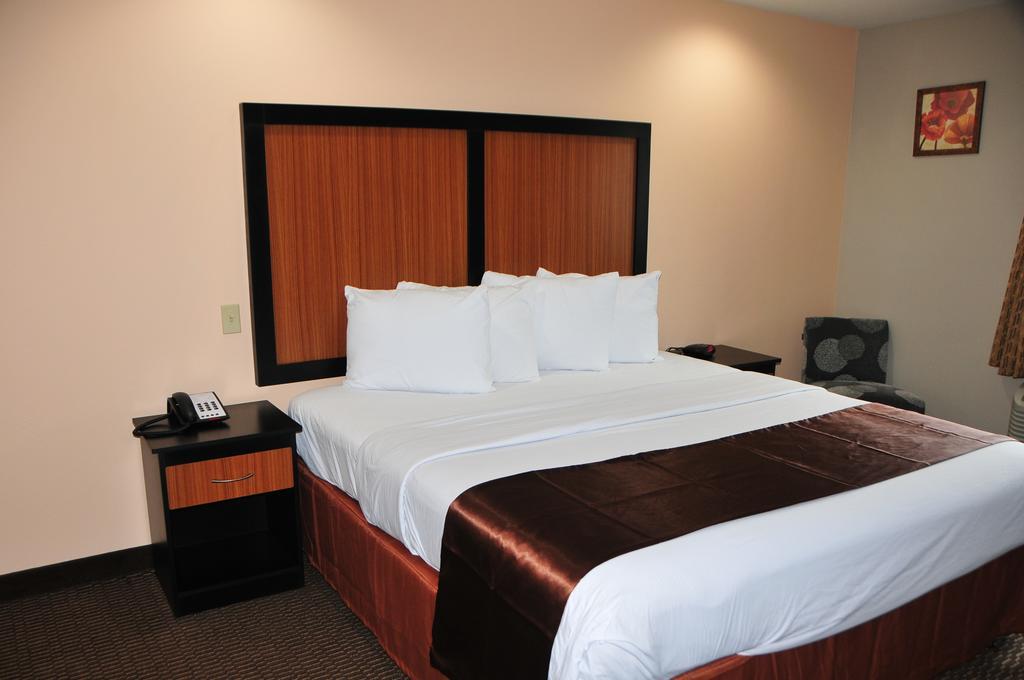 Paradise Inn & Suites バトンルージュ 部屋 写真